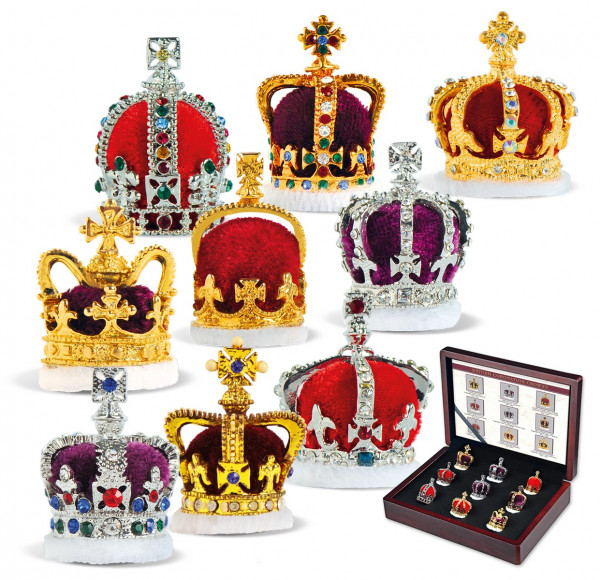 The 'British Coronation Crowns' Set UK_7312999_1